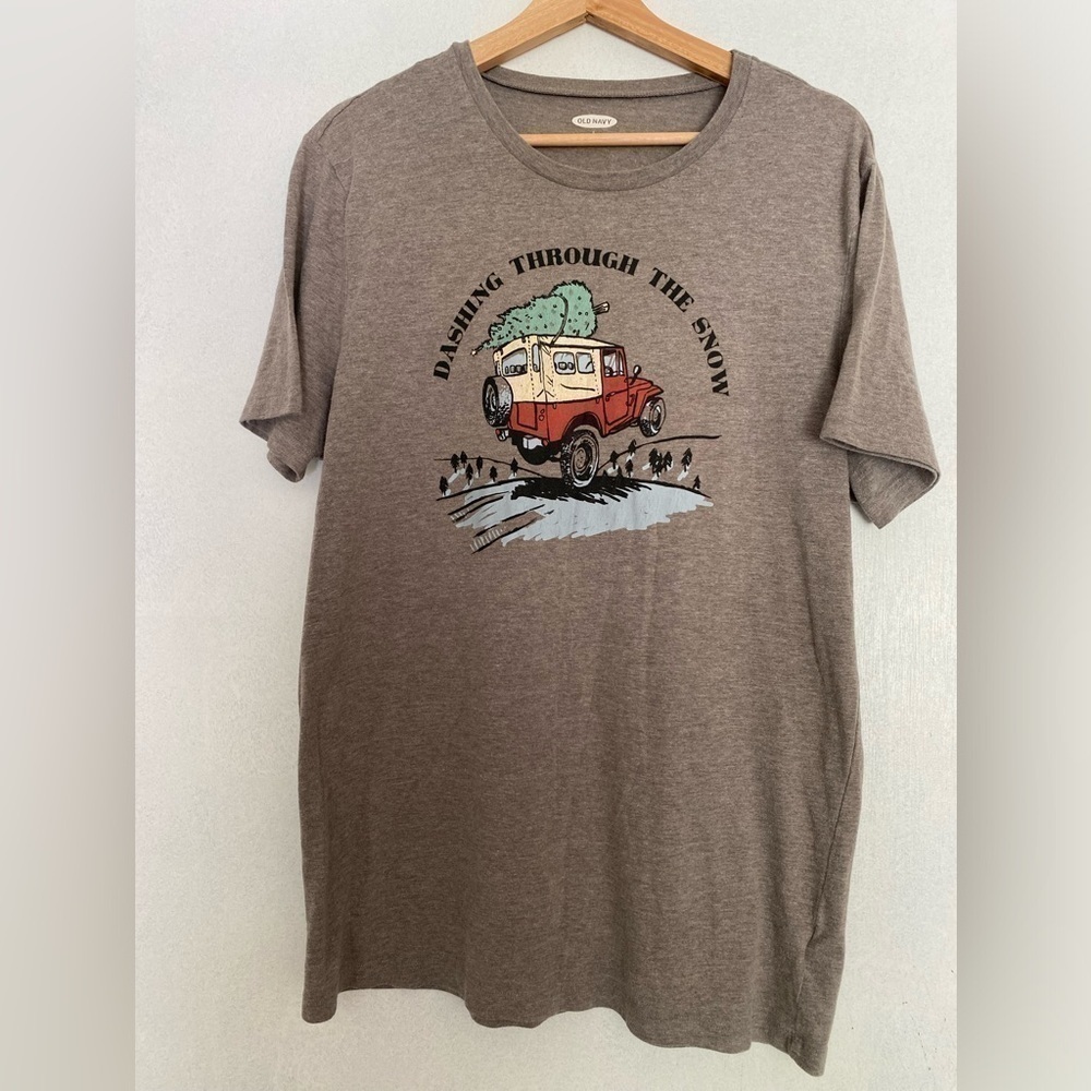 DASHING THROUGH THE SNOW OLD NAVY MENS SHIRT SIZE LARGE